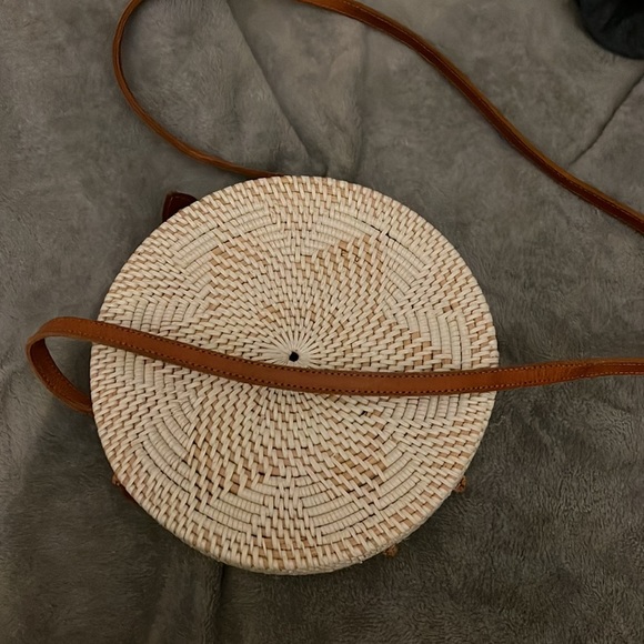 Round Rattan Bag - Picture 3 of 3
